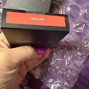 Color Street Blush Rouge in 'Hustler'